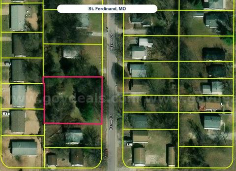 Oversized Residential Lot — 0.35 Acres in St. Louis County, Missouri