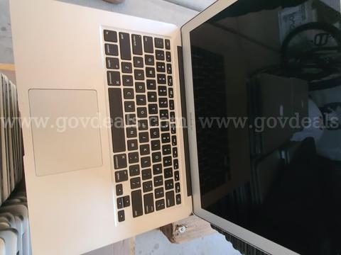 Lot of 60 Apple MacBook Air laptops (Model A1466)