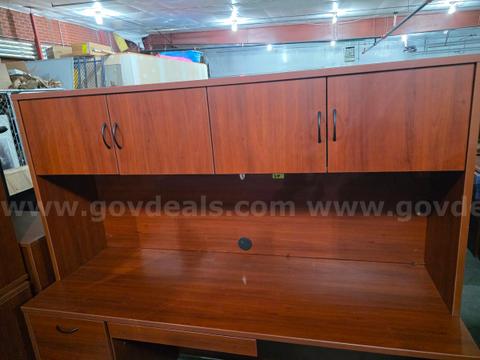 Desk topper/Overhead storage