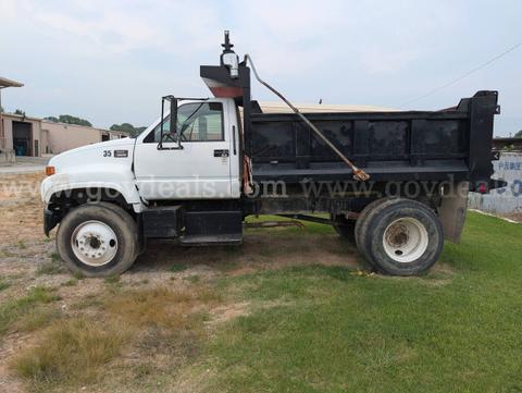 2002 GMC C6500 DUMP TRUCK