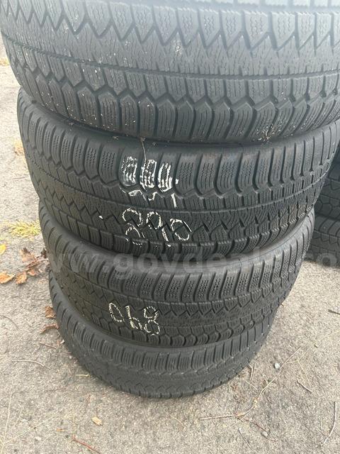 4 goodyear enforcer tires p275-55-20 lot 890
