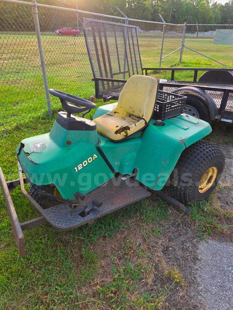 3-WHEEL BUNKER RAKE