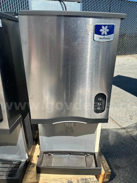 Manitowoc RNS12A-161 Nugget Ice Maker With Dispenser
