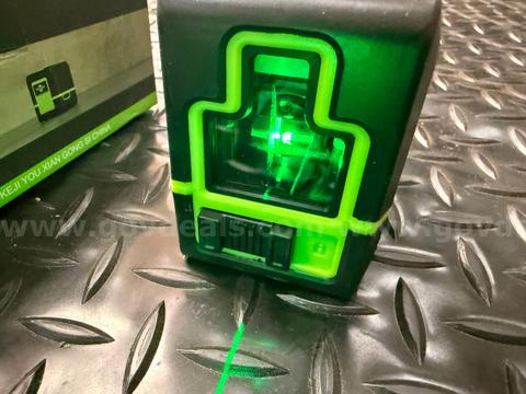 FREE SHIPPING - New Green Cross Line Laser Level w/ Rechargeable Battery