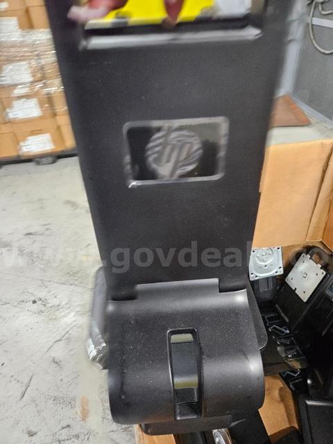 35 HP Black Monitor Arms for auction. Sold As Is.