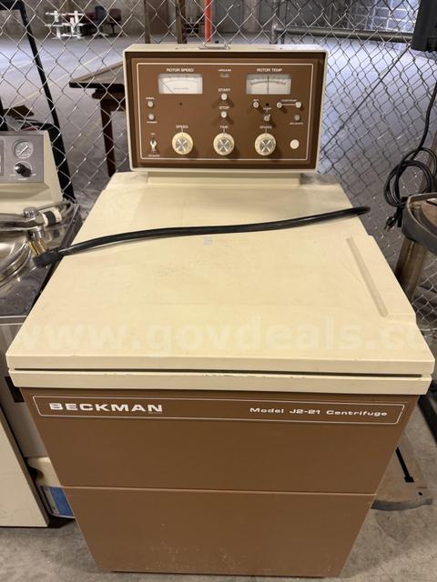 Beckman Model J2-21 Centrifuge used