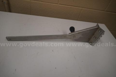 18" Commercial grill scraper