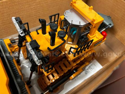 Remote Control RC Bulldozer Toy 9CH Metal Blade Construction Vehicle Tractor