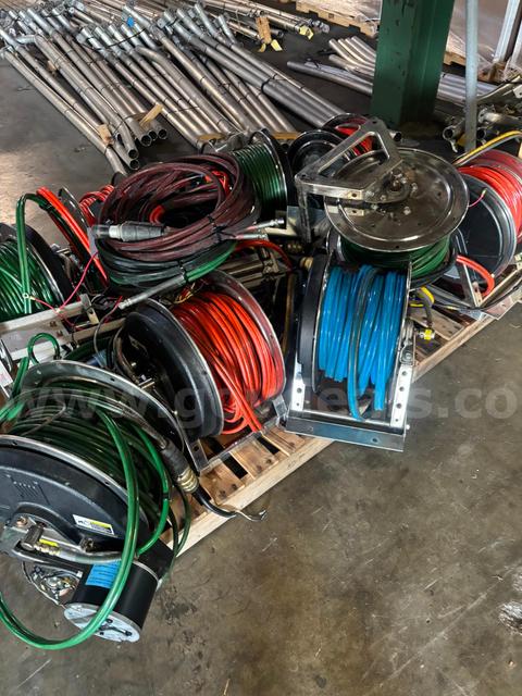 HYDRAULIC HOSE REEL ASSEMBLY