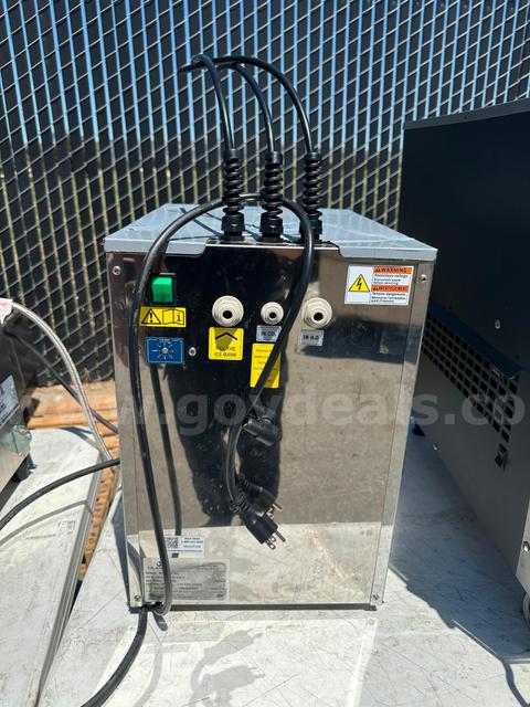 Blupura Box Fizz 80 Commercial Sparkling Water / Beverage Chiller Carbonator 115V