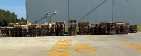 Wood Pallets - Used - Lot of 250