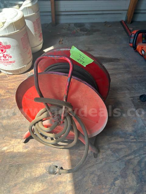 extension cord on reel    lot 22