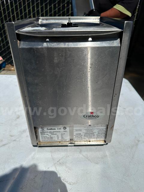 Crathco D15-3 Commercial Refrigerated Beverage Dispenser 5 Gallon 115V