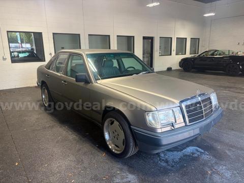 1987 Mercedes-Benz 300