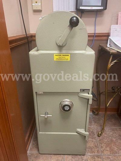 Heavy Duty Commercial Safe