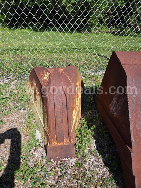 V DITCH BUCKET
