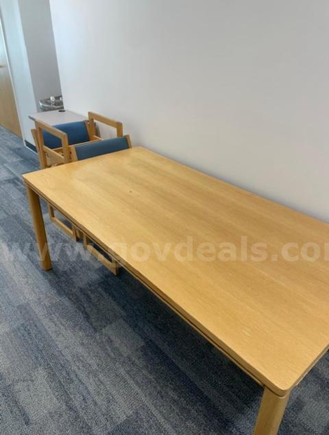 Assortment of Furniture