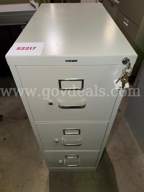 Under-Desk 3 Drawer Filing Cabinet With Key