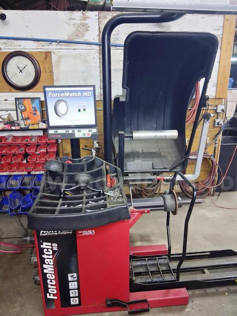 Hunter GSP9600 HD Wheel Balancer β Excellent Condition β Works Perfectly