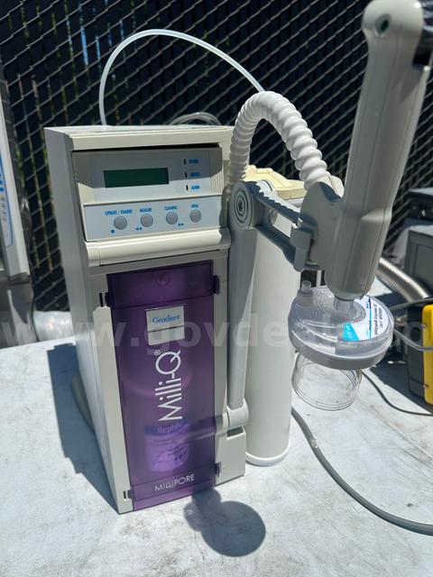 Millipore Milli-Q Gradient Ultrapure Water Purification System – Cat. No. ZMQS6V001, 120V, Type 1 Water