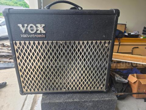VOX Valvetronix Amplifier