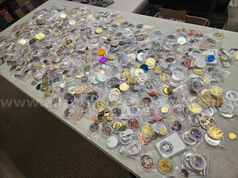 Approx 800 Challenge Coins / Tokens / Collectable Coins #3091