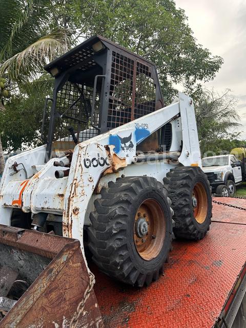 Bobcat 853