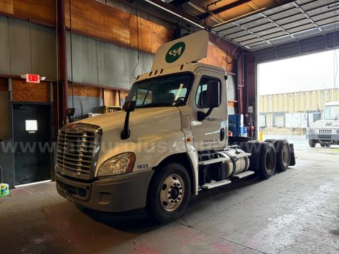 2013 Freightliner Cascadia 125 -