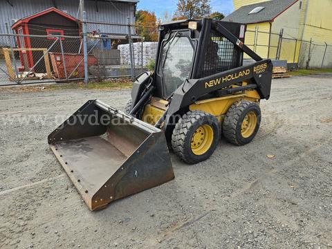 1996 New Holland LX665 Skid Steer Loader