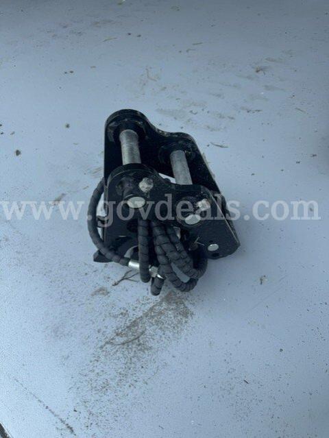 Excavator Quick Coupler, 1" Pin — Hydraulic — New/Unused