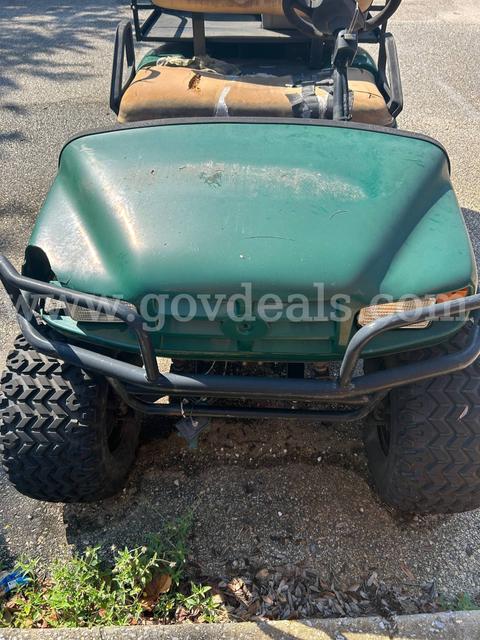 EZ-GO Golf Cart (2009)