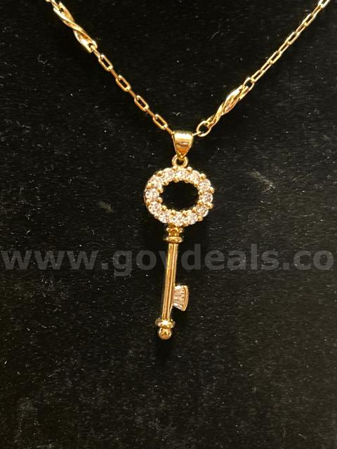 24k Gold, CZ Key Charm w/24β Dainty Necklace. Read β¬οΈ