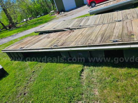 Floating dock