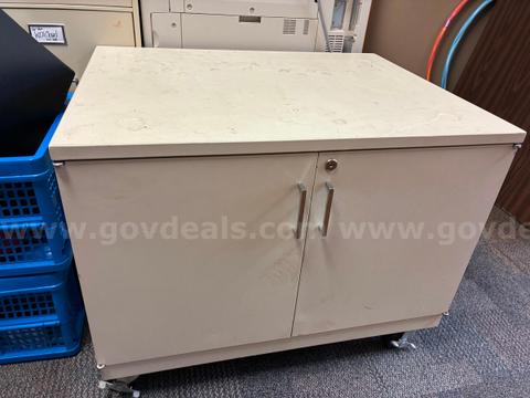Metal Cart (no key)