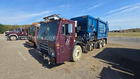 2013 Mack LEU600 Automated Side Loader Garbage Truck