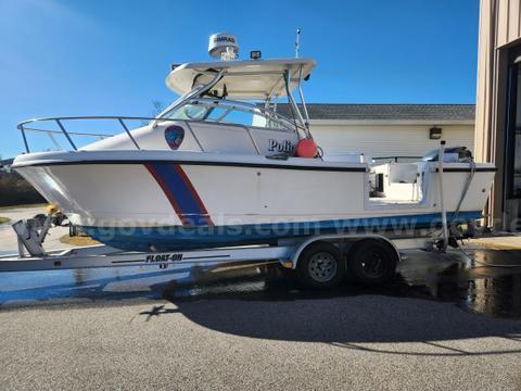 2005 Edgewater Boat 22'5" With Trailer