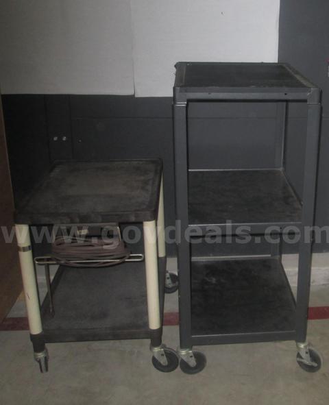 2 Utility Carts