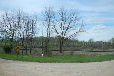 Ideal 0.23-acre Vacant Corner Lot in Allen, Michigan