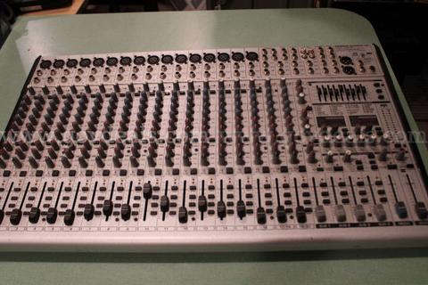BEHRINGER EURODESK SL2442FX-PRO