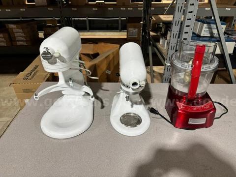 2 Each Kitchen Aid Mixers and 1 Cuisinart Food Processor