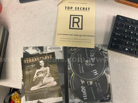 DVD Movies, Dr. Strangelove, or: How I Learned to Stop Worrying and Love the Bomb, Operable, (1 each)