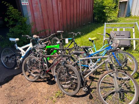 Lot of 8 Bicycles