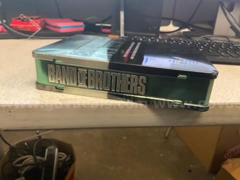 DVD Movies, Band of Brothers, Operable, (2 each)