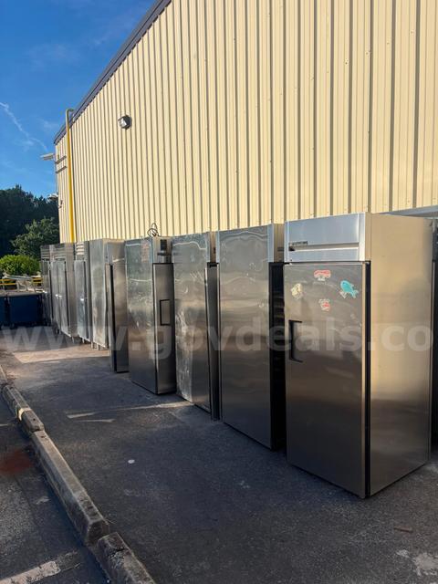 17 Pass Through/ Coolers and Warmers/*Scrap Only*