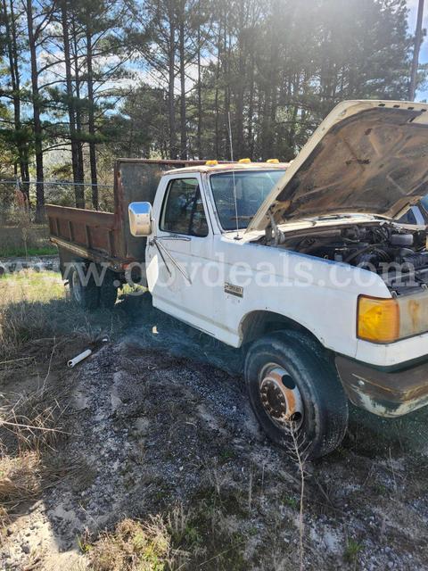 1991 Ford F-450 SD