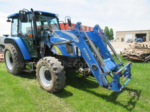 2011 New Holland Tractor/Loader