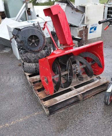 Lot of 2 lawn mowers and 1 power washer