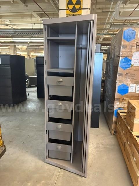 Locker Office heavy duty with an integrated wardrobe section, upper shelves, qty
