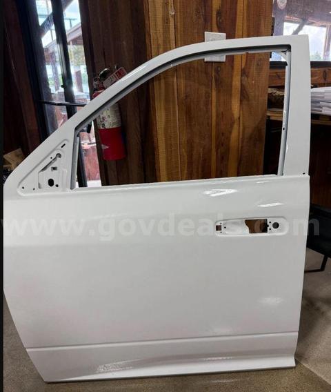 2021–2024 Chevrolet Tahoe Driver Left Door Shell OEM White Clean