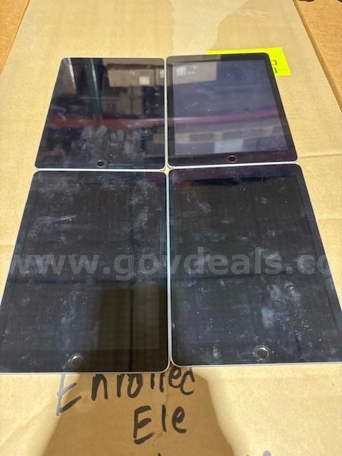 Apple iPad 6th Generation (Lot of 20) (WiFi Only) (B6-4)